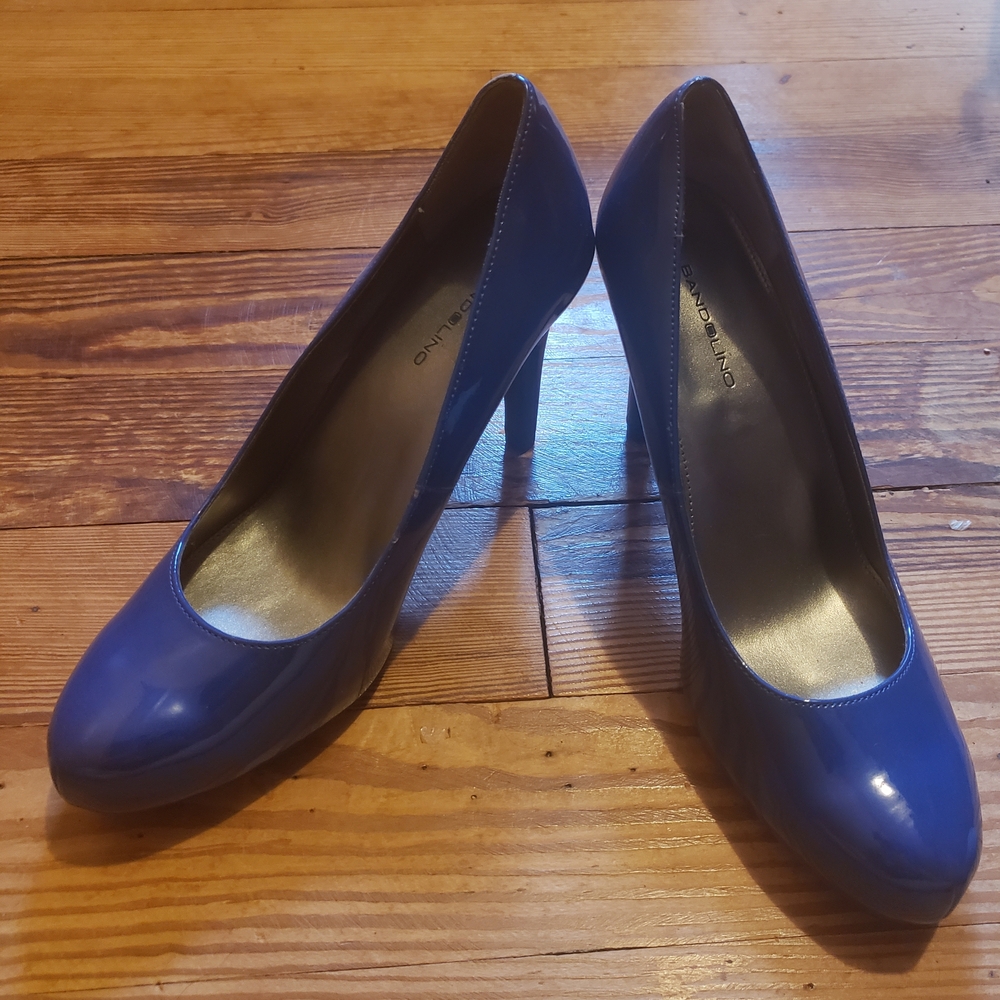 Bandolino Blue Patent Round-Toe Pumps
